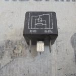 90338656 90 338 656 899551 12V max.16A / Relais / Opel Vectra V6 24V 1993