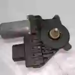 0130821770 0 130 821 770 / Moteur de lève-vitre avant gauche / Ford Mondeo BOSCH