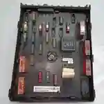 3C0937125 3C09712490 63592777/ Boîte à fusibles / VW Volkswagen Tiguan Passat B7