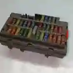 9568678980 95 686 789 80 / Boîte à fusibles BSI / Citroen Xsara