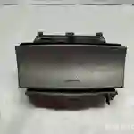 A2036800852 A 203 680 08 52 / cendrier / Mercedes-Benz W203