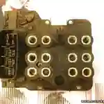 ASCECU562WD ASC-ECU-56-2WD 4370722 VISTEON 2059152 / Commande bloc hydraulique ABS / Mazda 6