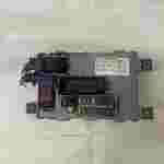 00518895740 518895740 28273322 / Boîte à fusibles du BCM / Fiat