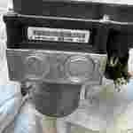 9675528580 BOSCH 0265951420 0 265 951 420 / Commande bloc hydraulique ABS / Peugeot 308 i 1.6