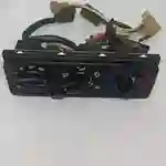 9725023011 97250-23011 / Panneau de contrôle climatique /Hyundai Scoupe