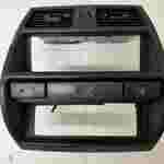 687500F000 68 750 0F 000 / console centrale / Nissan Terrano Ford Maverick